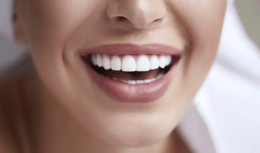 COSMETIC DENTISTRY: IMPROVE YOUR SMILE AND YOUR LOOK!